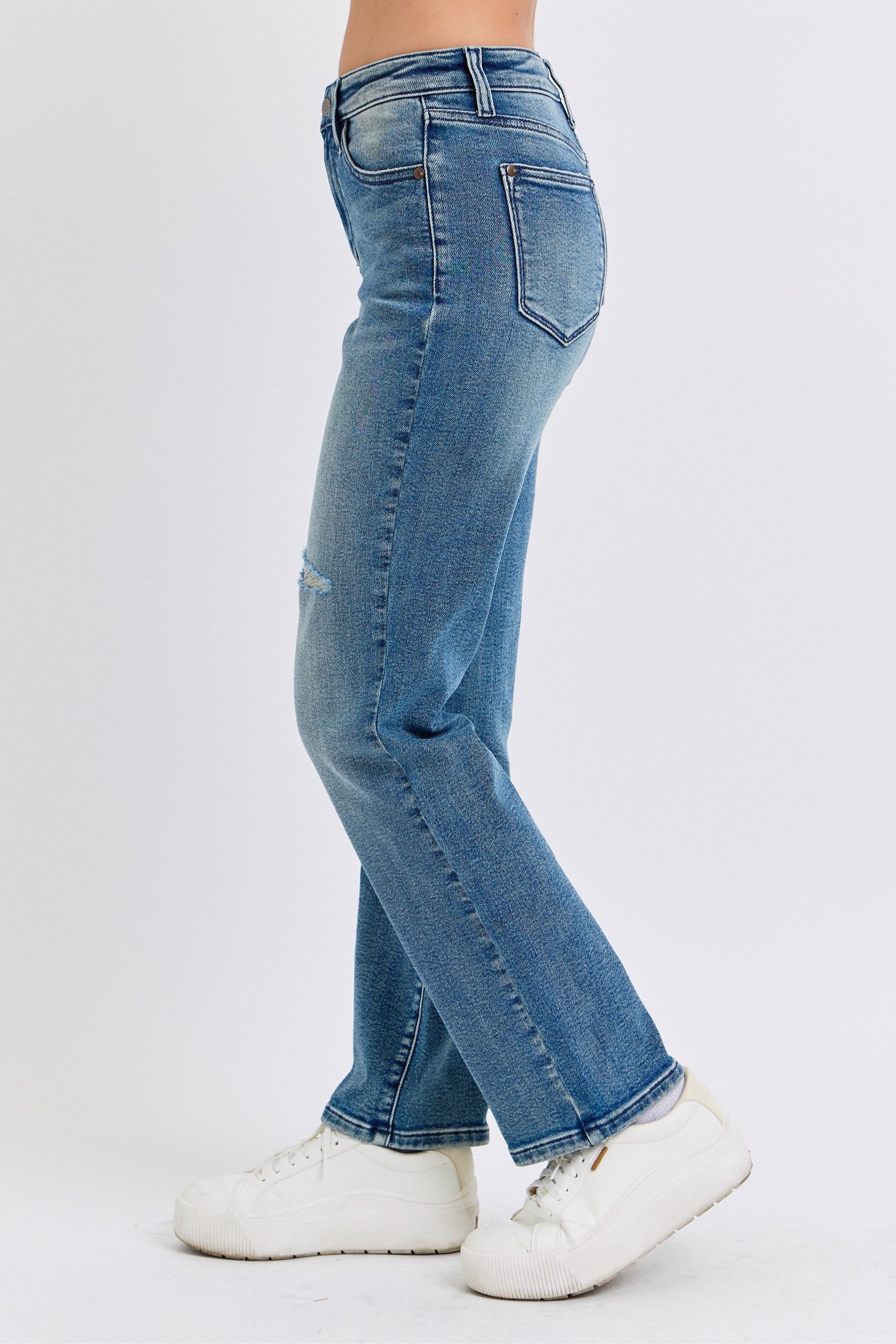 Judy Blue- Contrast Wash Dad Jean