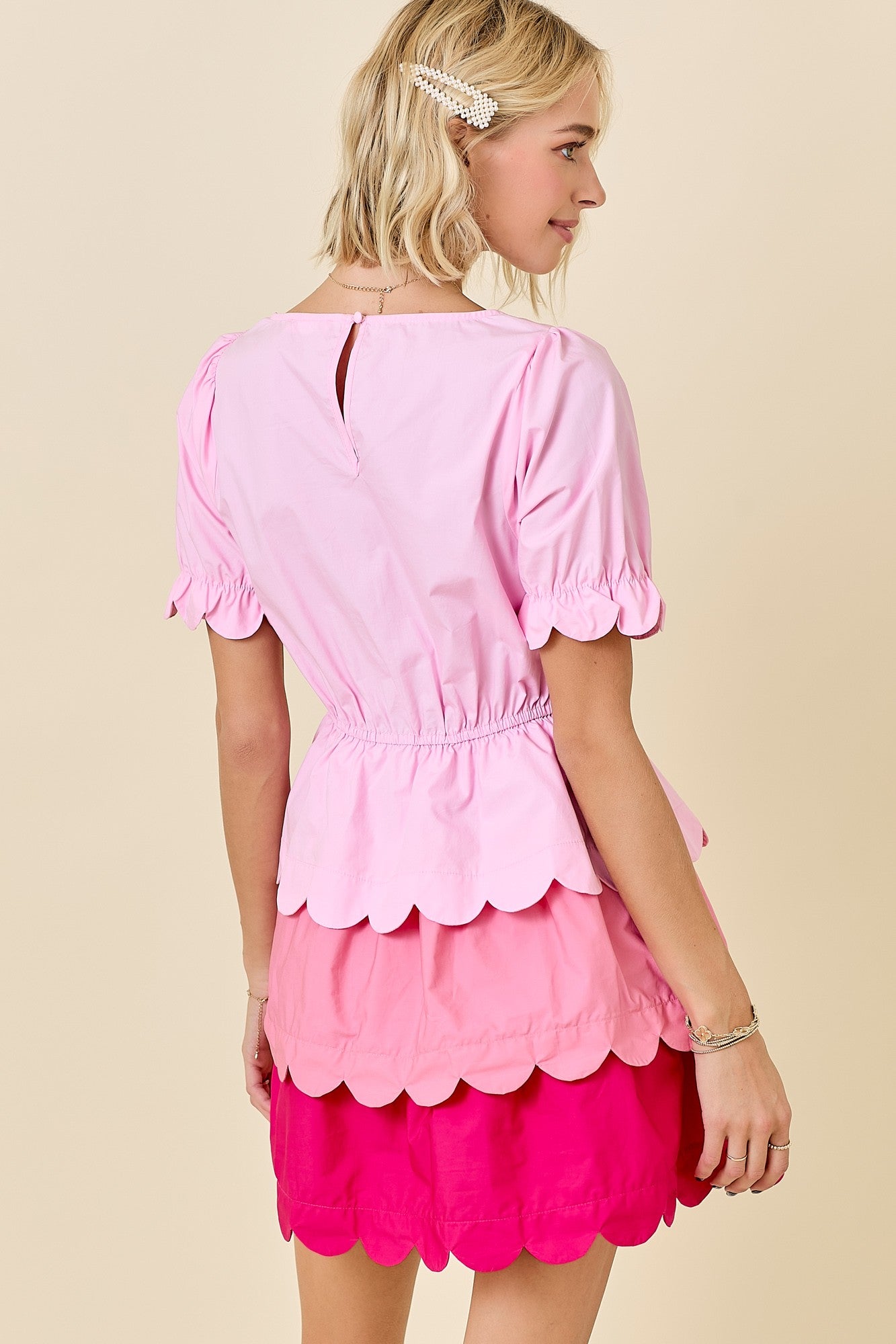 V NECK MULTI TIERED MINI DRESS W/ SCALLOPED EDGES