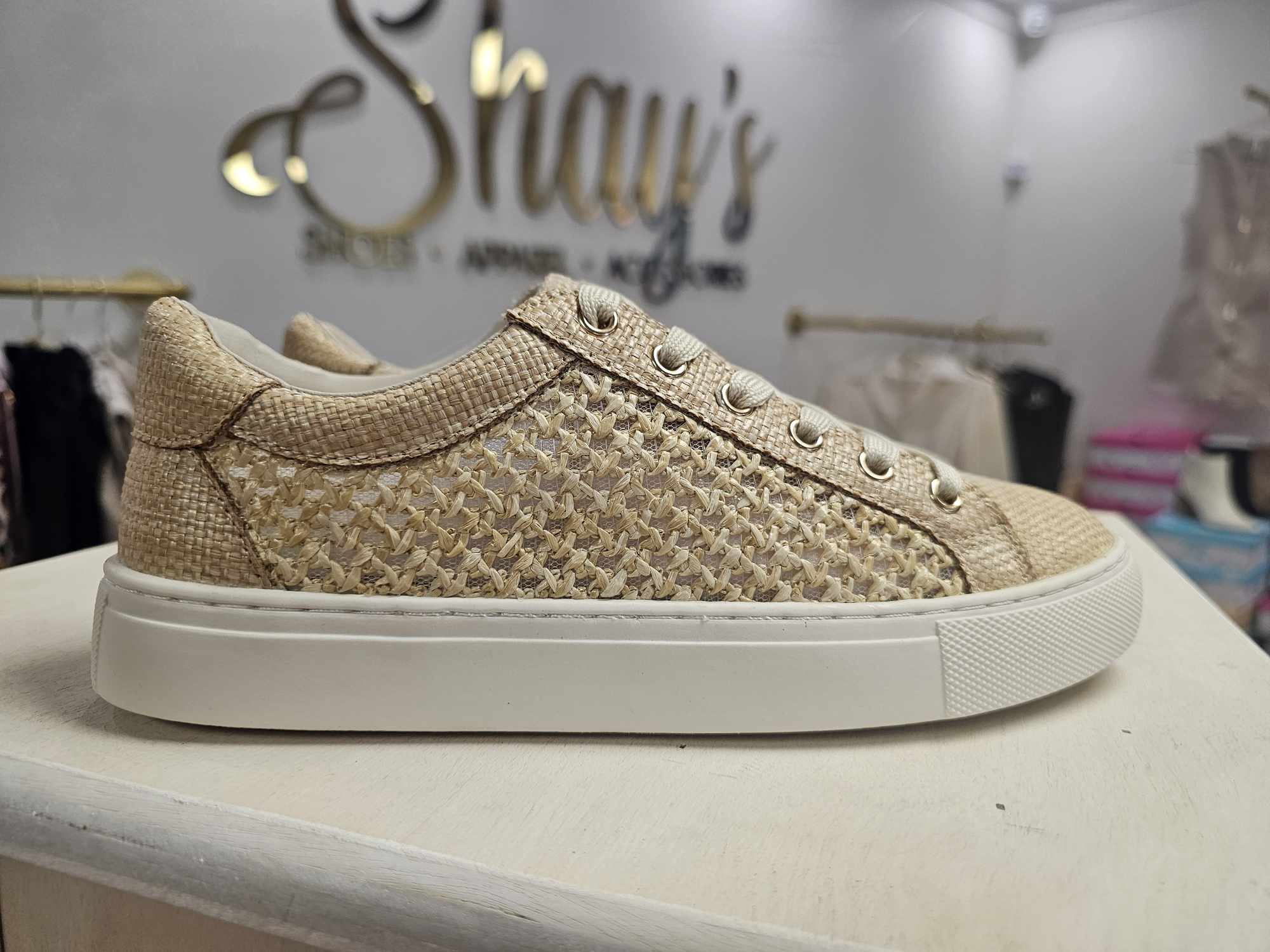 Keep Scrolling- Corky’s Natural Tennis