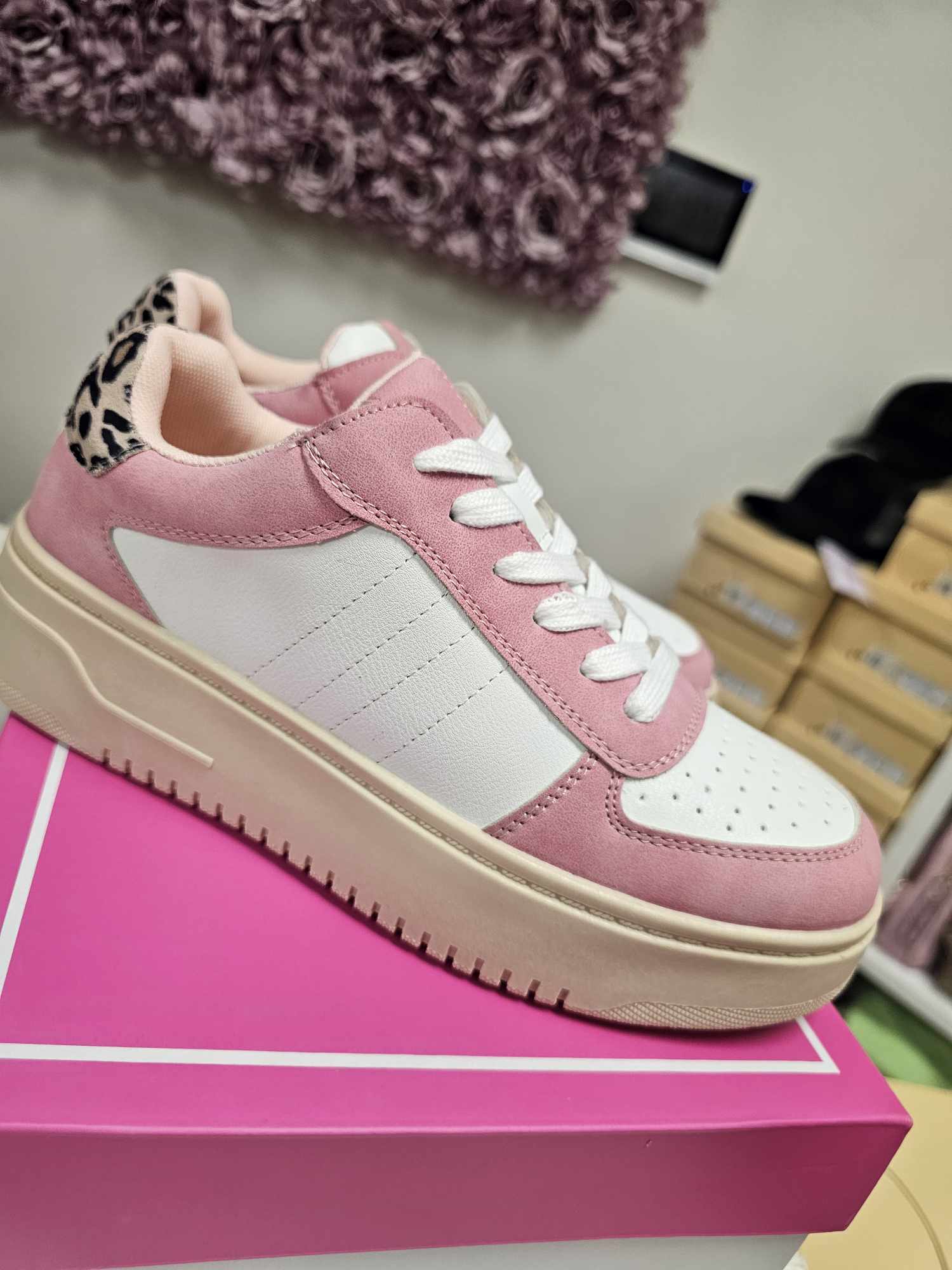 Corky's- PREGAME SNEAKERS