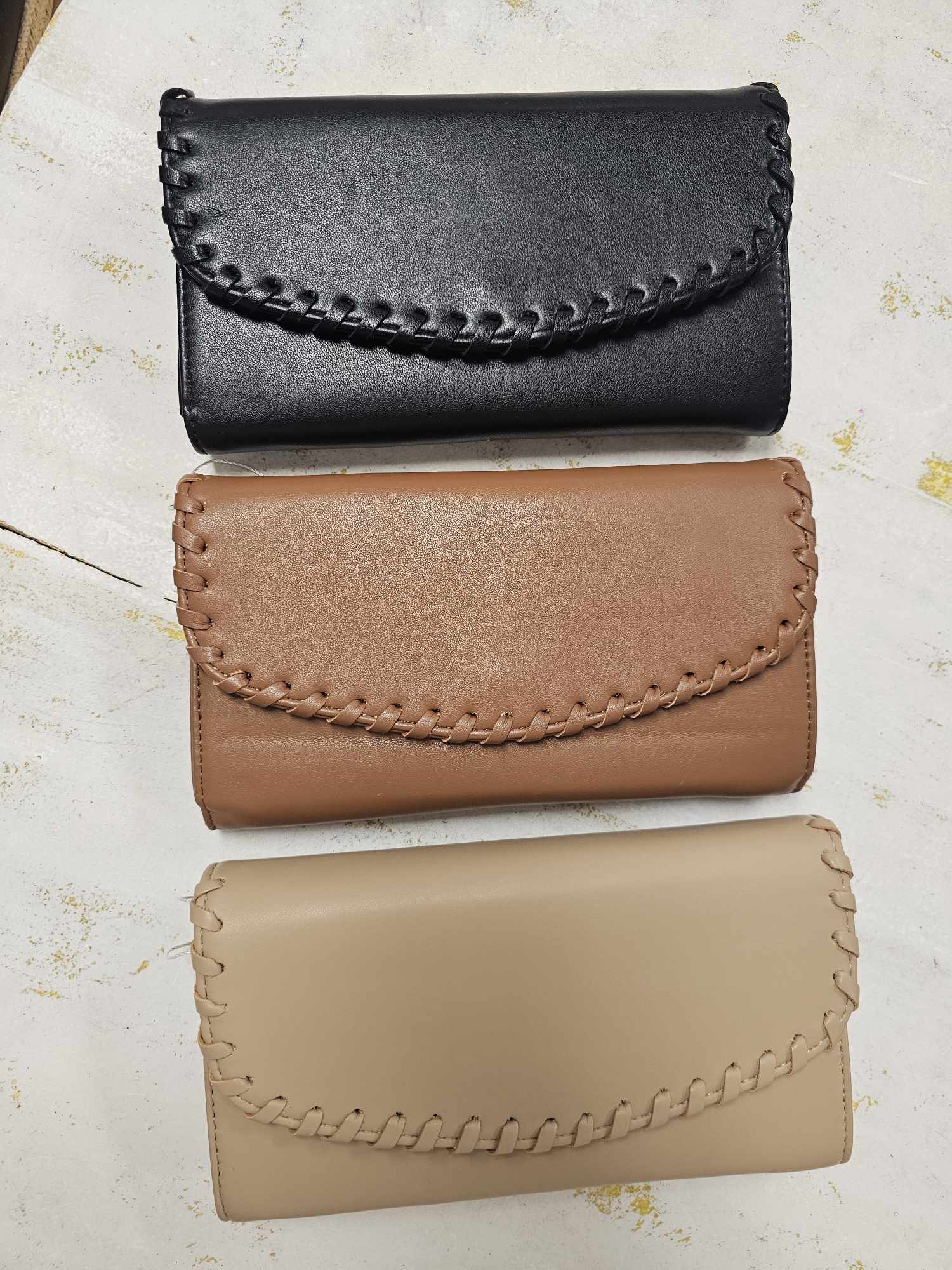 Jen- slim wallet crossbody