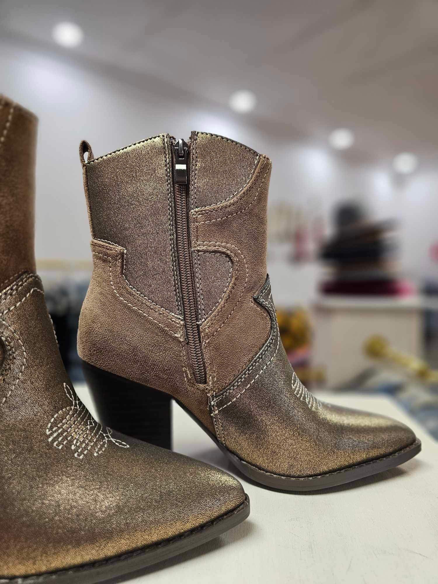 Good Lookin Short Boot