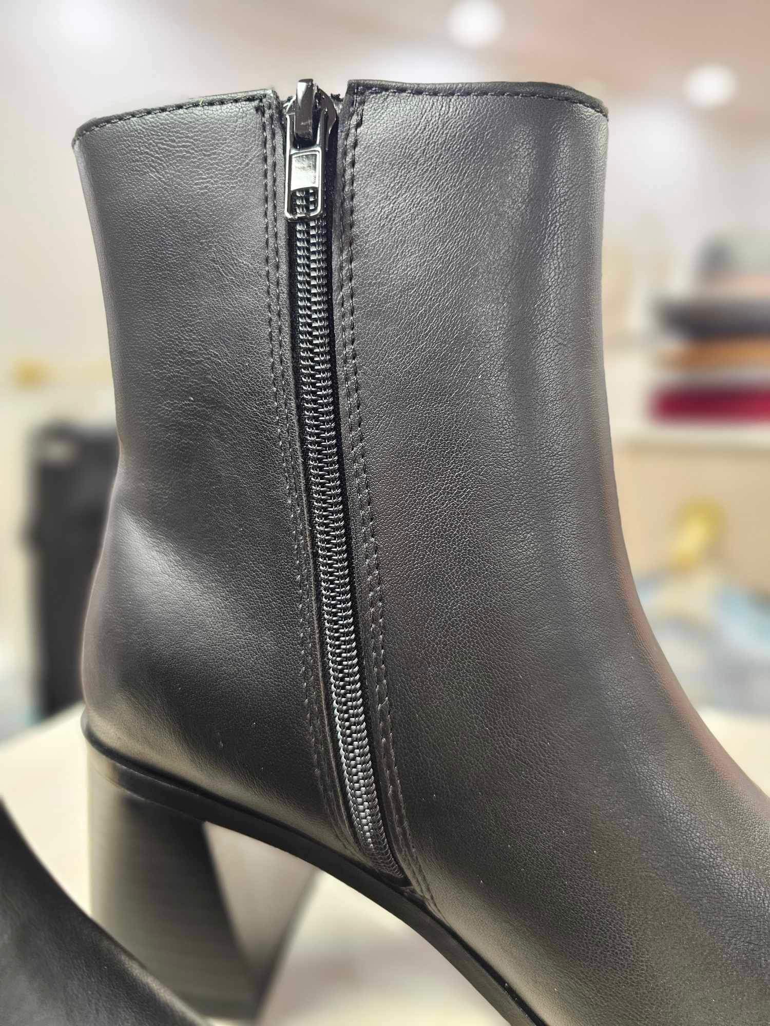 Chukar- Black Assymetrical block heel