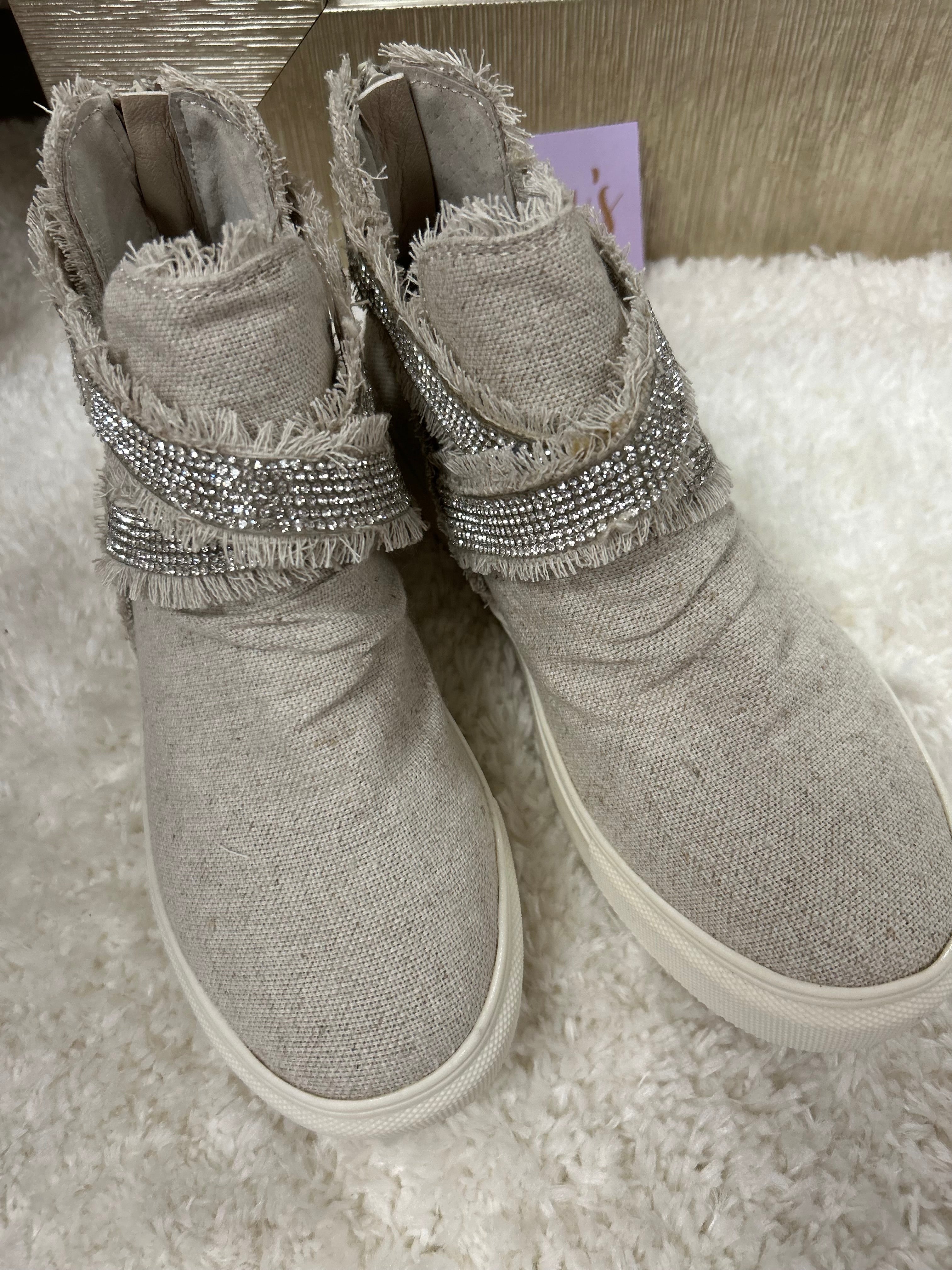 Flora- Natural Distressed Rhinestone High Top