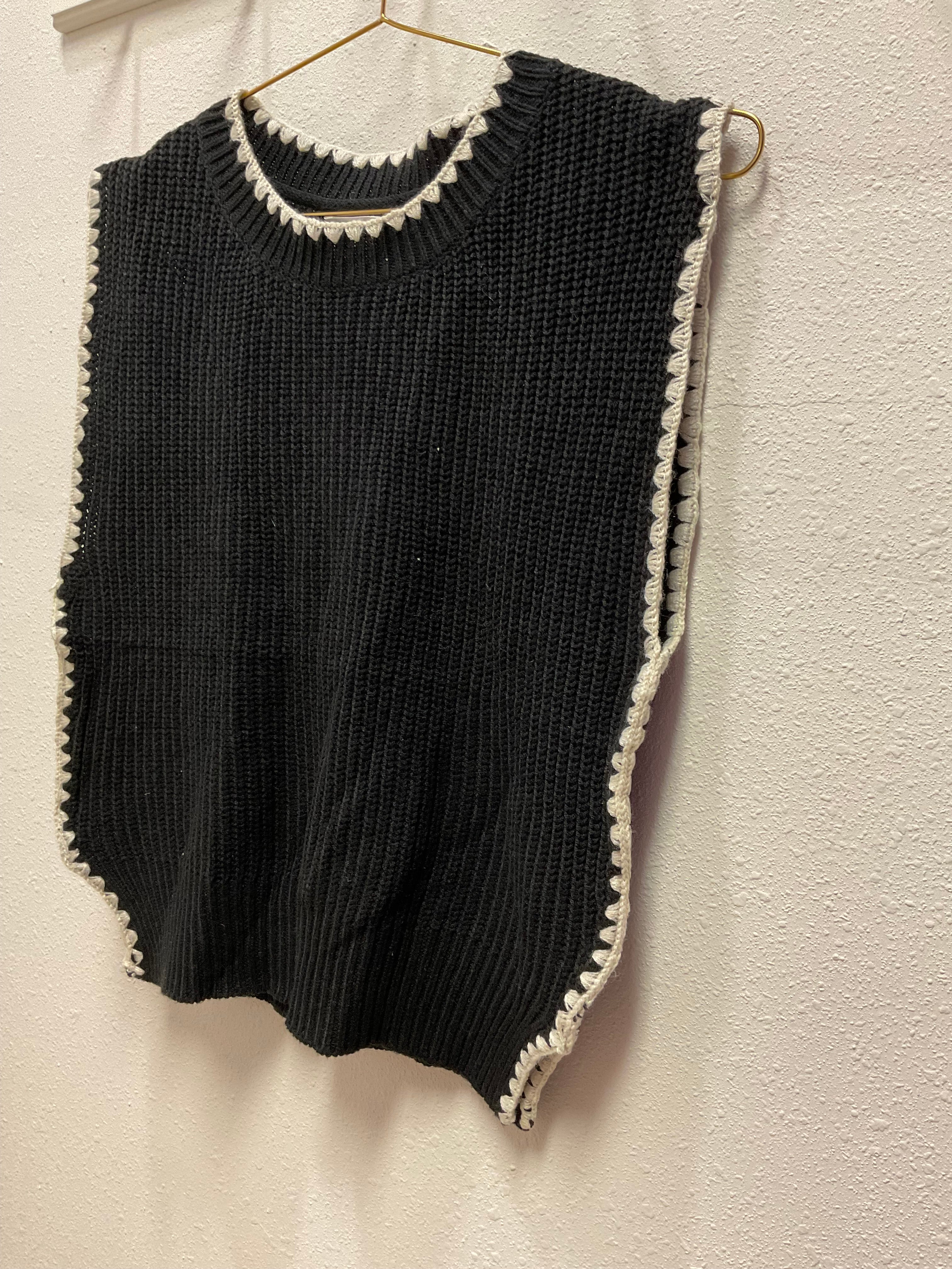 JONI- Sleeveless Sweater Top With Side Slit